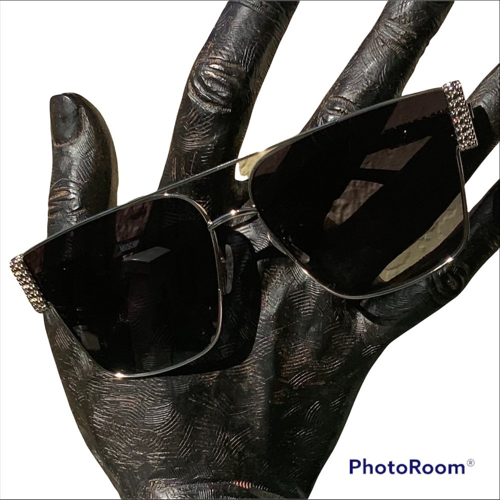 MOSCHINO BIJOU CHAIN SUNGLASSES-LIKE NEW